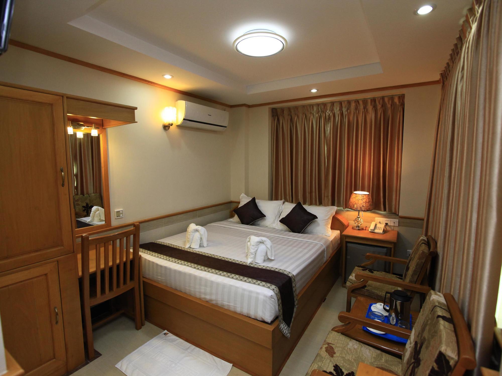 Hotel Novel يانغون المظهر الخارجي الصورة