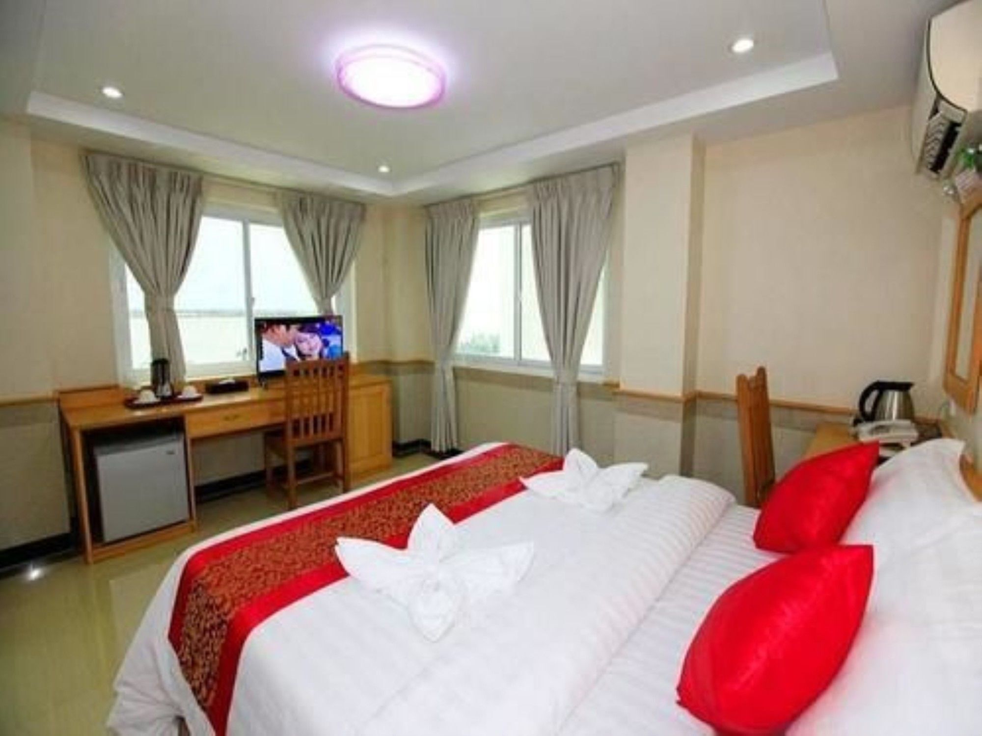 Hotel Novel يانغون المظهر الخارجي الصورة